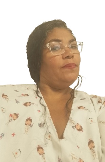 Formação: Técnica em Enfermagem